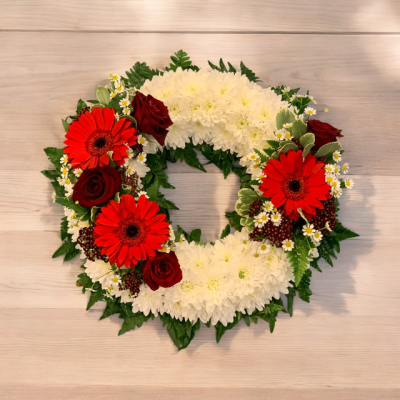 Wreath Red Sprays (2) - Foliage Edge Wreath With Red Sprays 
Image Shown 14 inch